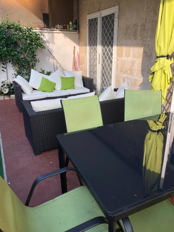Apartamento Aria Di Mare Lido di Ostia Exterior foto